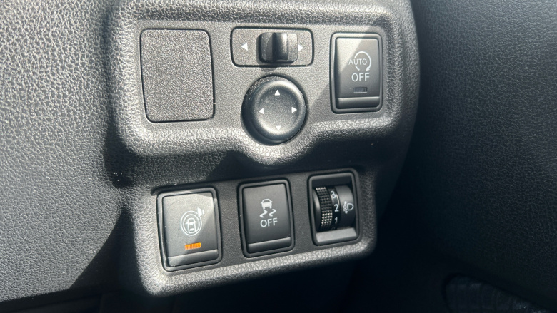 Nissan Note 1.5 dCi Tekna 5dr Diesel Hatchback